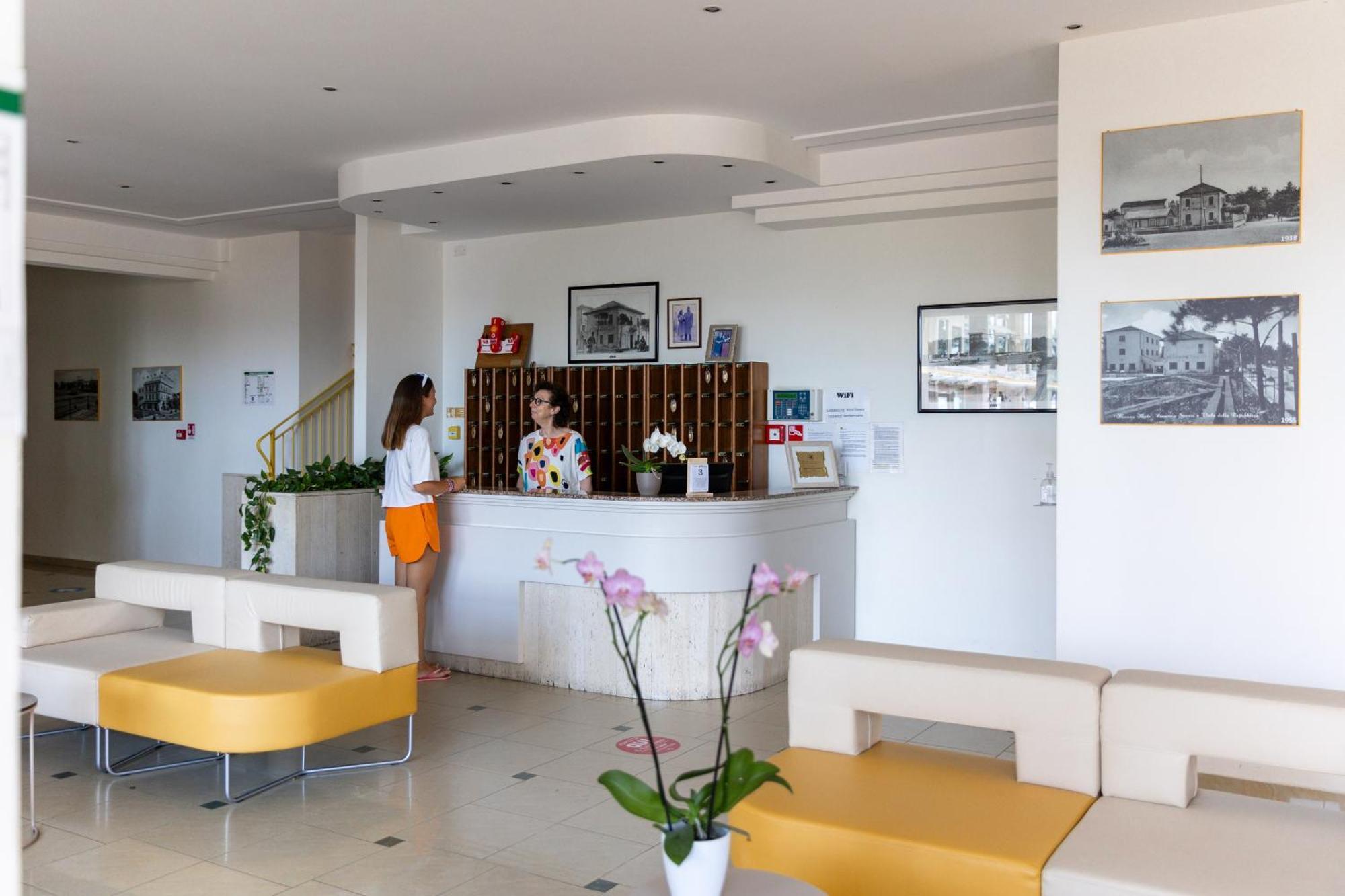 Savoia Hotel Misano Adriatico Extérieur photo