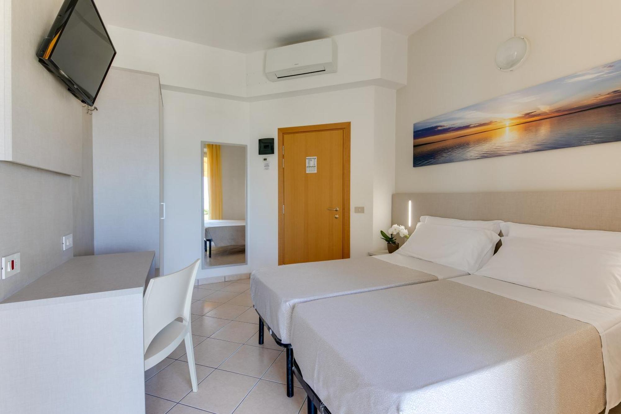 Savoia Hotel Misano Adriatico Extérieur photo