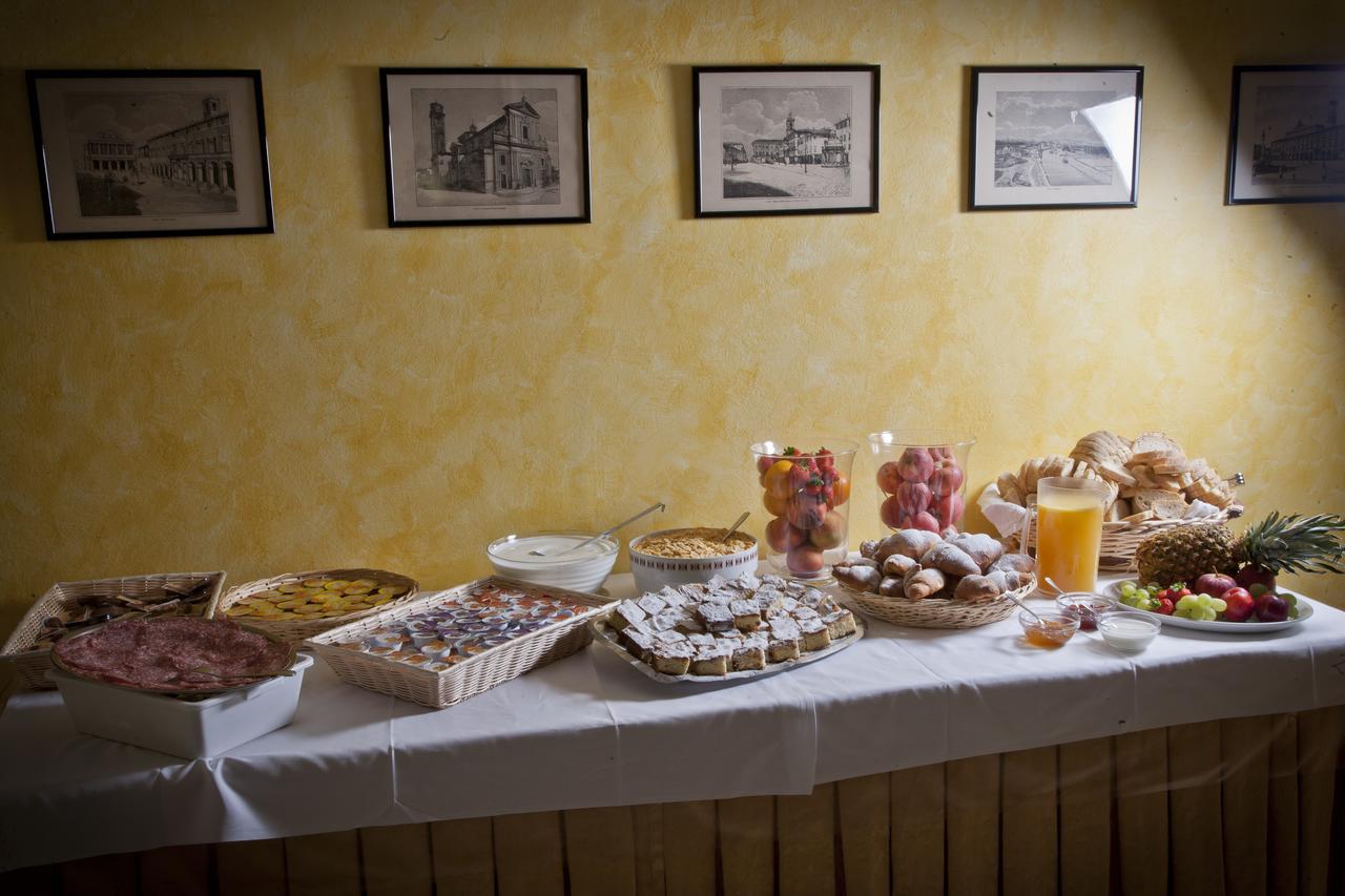 Savoia Hotel Misano Adriatico Extérieur photo